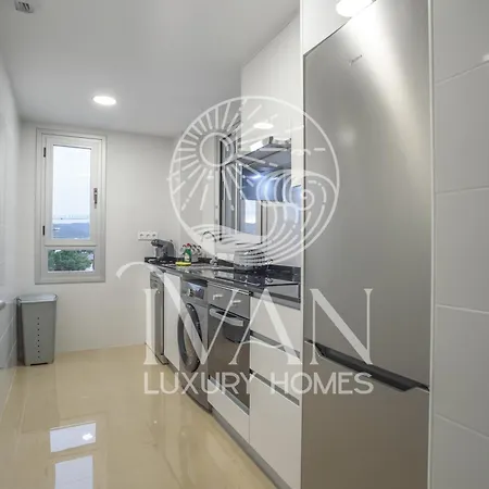 Casa Esperanza Ivan Luxury Homes 4ªplta Norte 1ªlinea